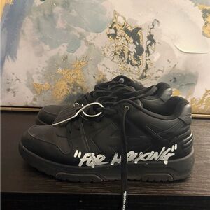 Off-White Out of Office “For Walking” - Black - Size 44